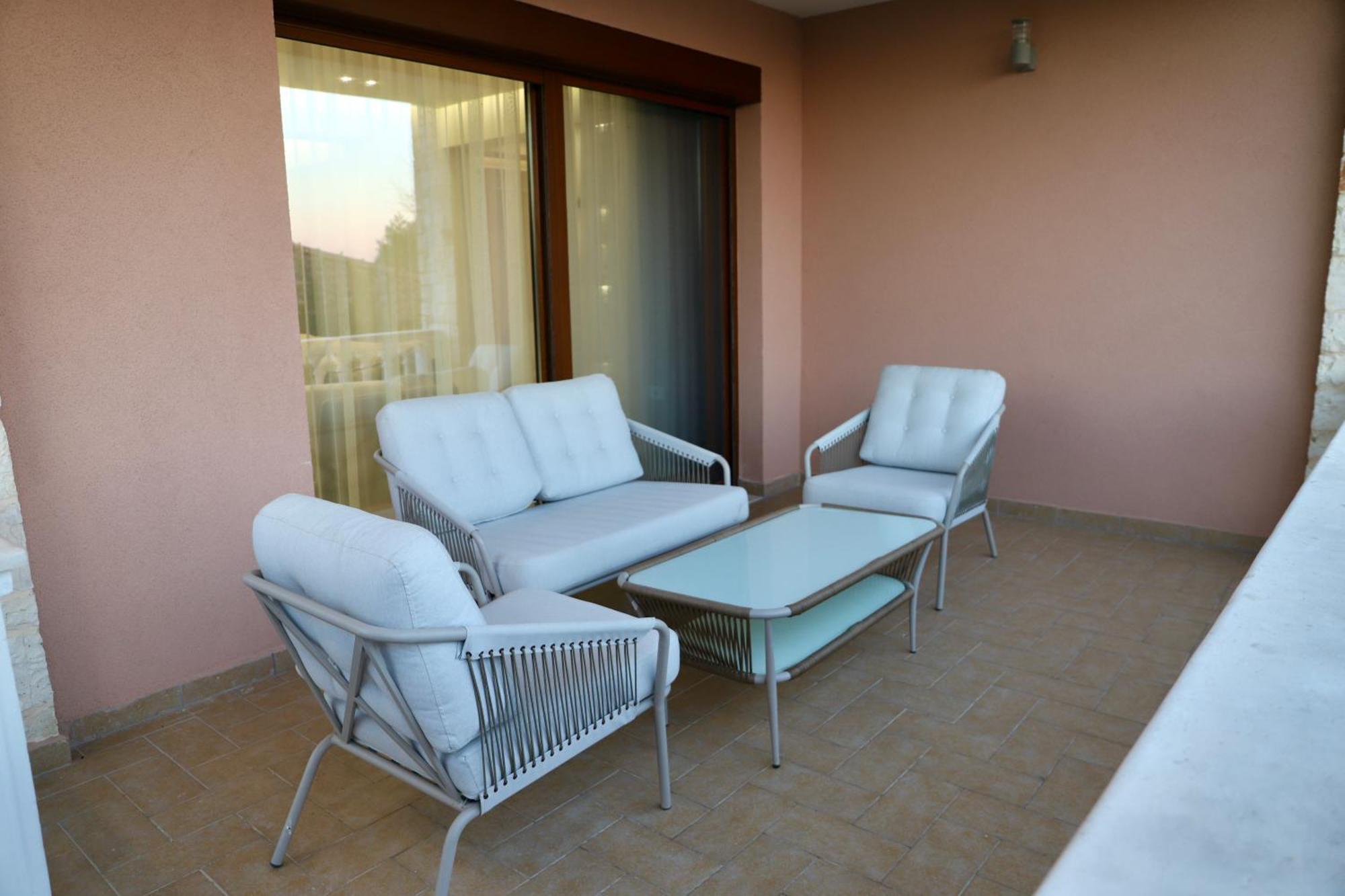 Green Villa With Private Pool Durres Ngoại thất bức ảnh